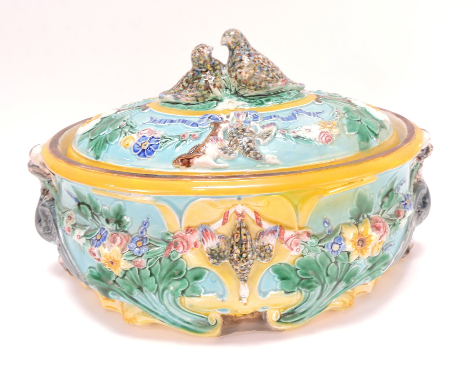 Wedgwood majolica love birds and (1 of 3)