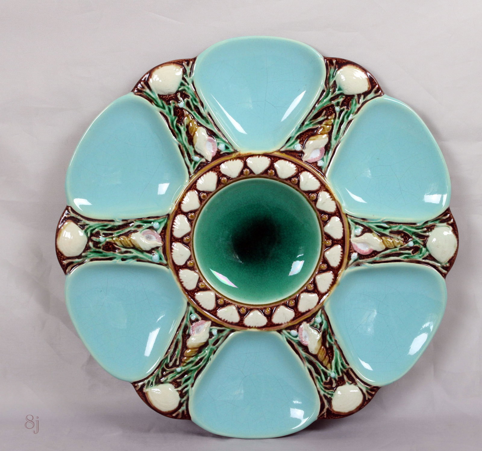 Minton majolica 6 well sea foam green (1 of 2)