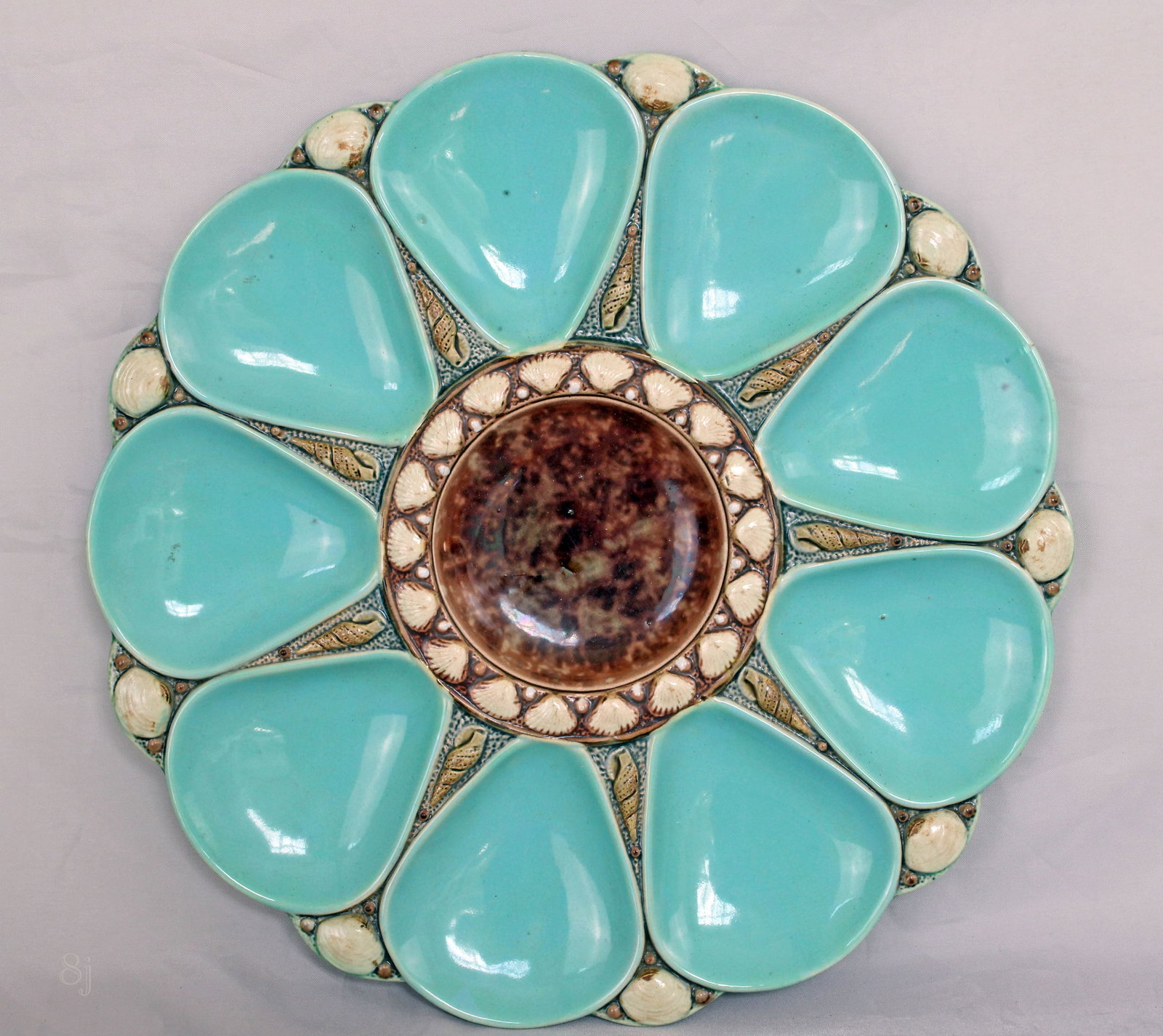 Minton majolica seafoam green 9 well (1 of 2)