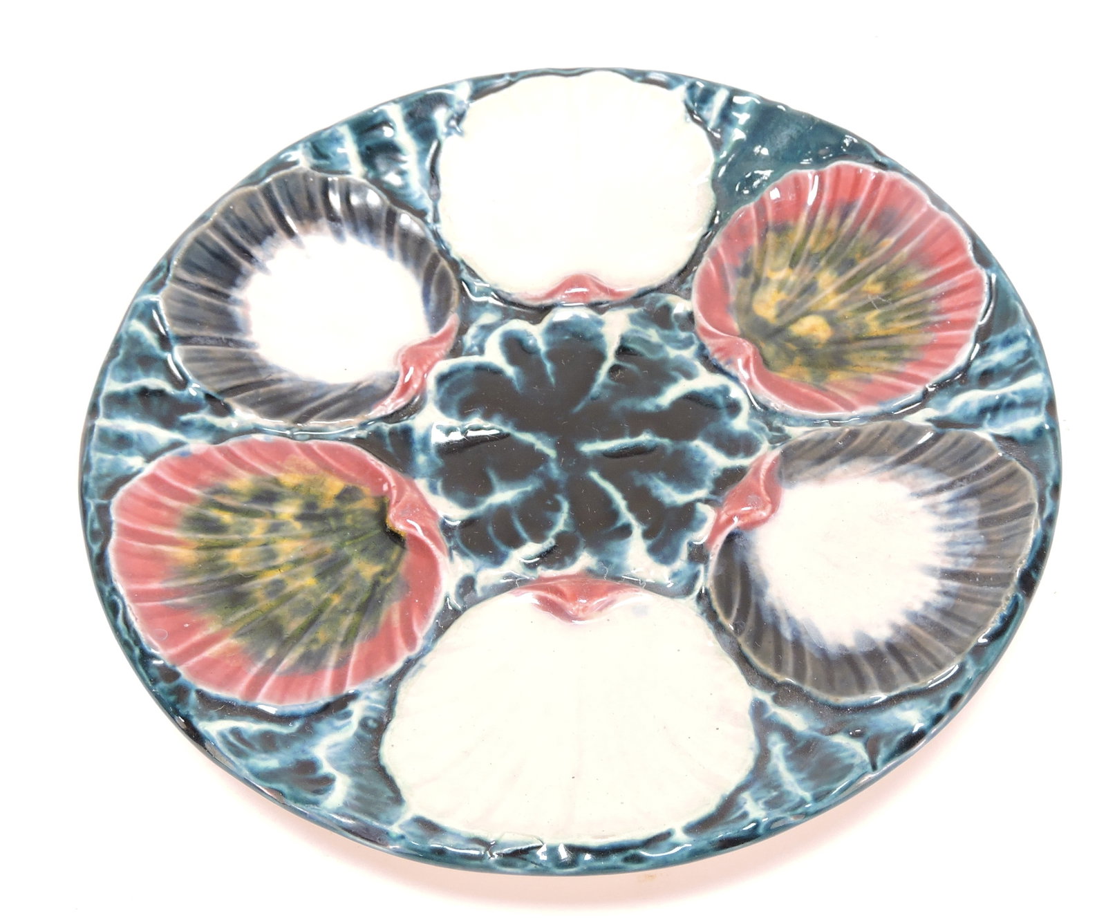 Wedgwood majolica 7" shell oyster plate,: professional rim repair