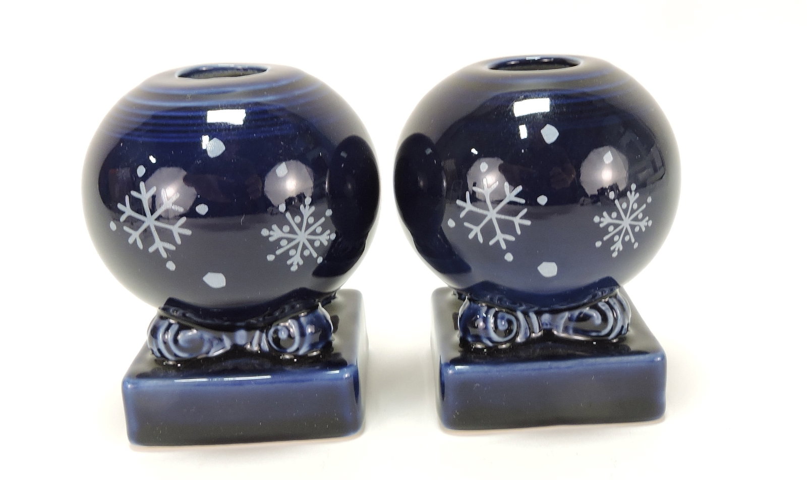 Fiesta Post 86 pair of cobalt round (1 of 1)