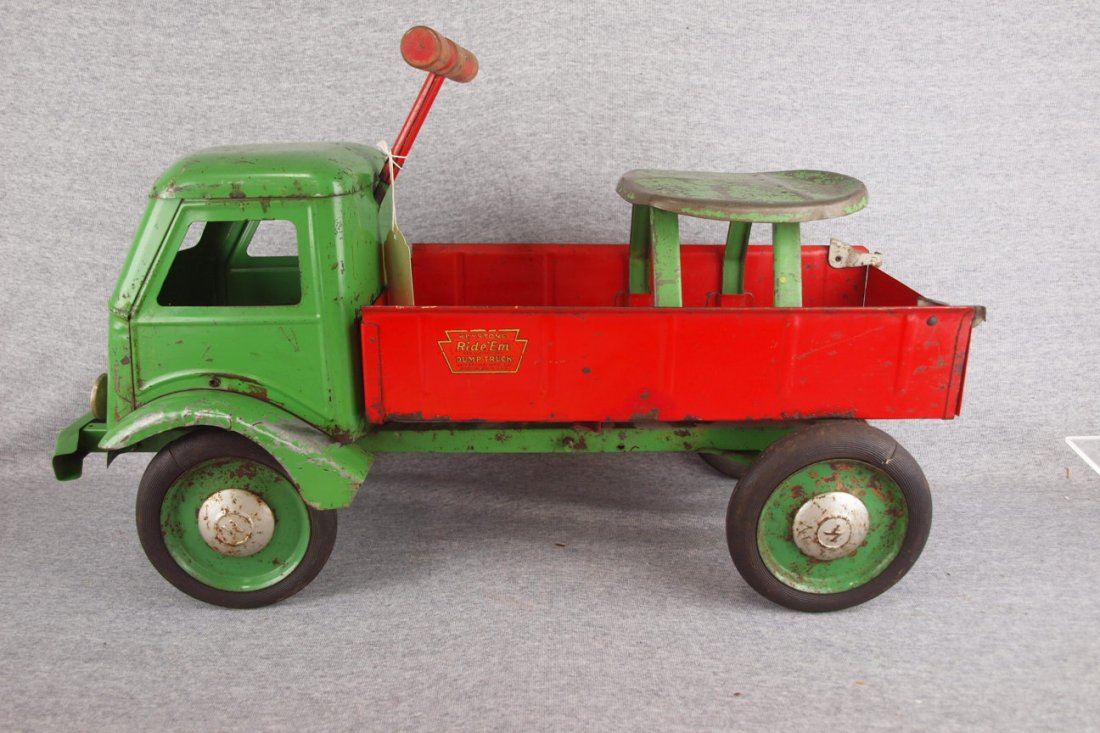 Keystone sit and ride dump truck, 1930's repaired front: Keystone sit and ride dump truck, 1930's repaired front bumber, new tail gate