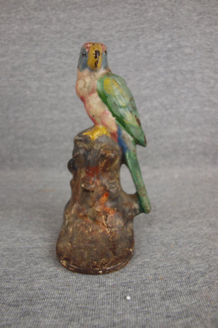 Cast iron parrot on tree stump door stop, 6 1/2": Cast iron parrot on tree stump door stop, 6 1/2"