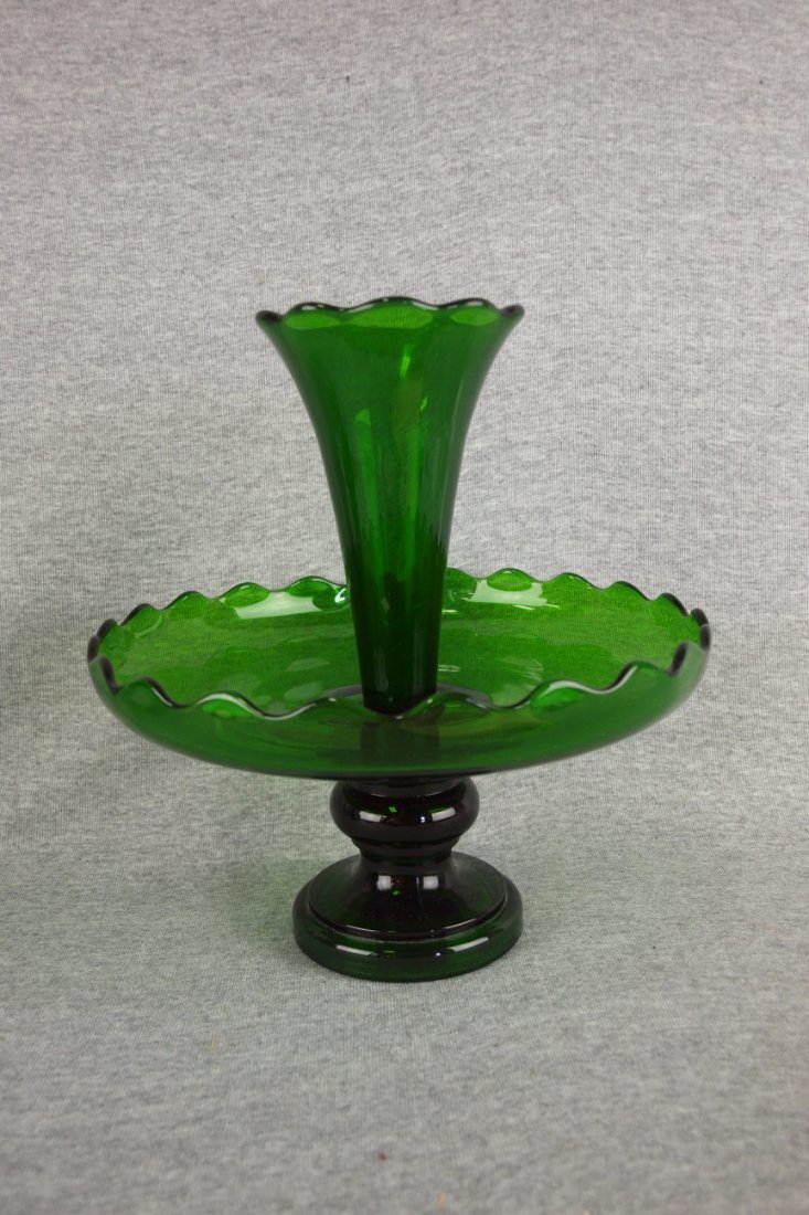 Emerald green 3 piece epergne, 11"h, 10 1/2d: Emerald green 3 piece epergne, 11"h, 10 1/2d