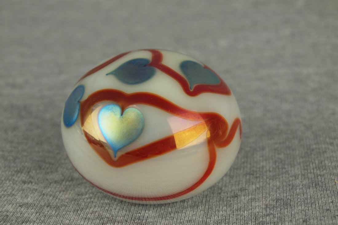 Orient & Flume heart and vine art glass paperweight: Orient & Flume heart and vine art glass paperweight