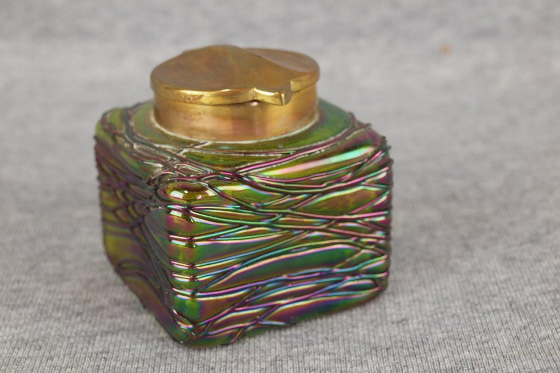 Loetz (attributed) art glass inkwell, 2 1/2" square: Loetz (attributed) art glass inkwell, 2 1/2" square