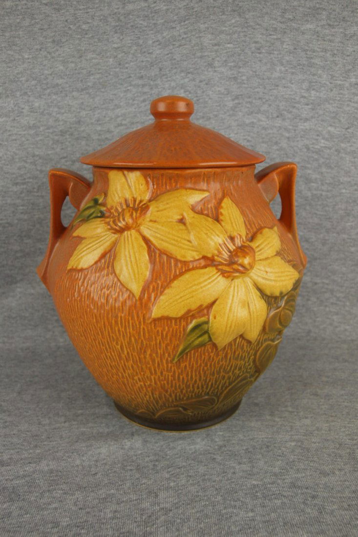 Roseville brown Clematis cookie jar, 3-8, professional: Roseville brown Clematis cookie jar, 3-8, professional repair to lid