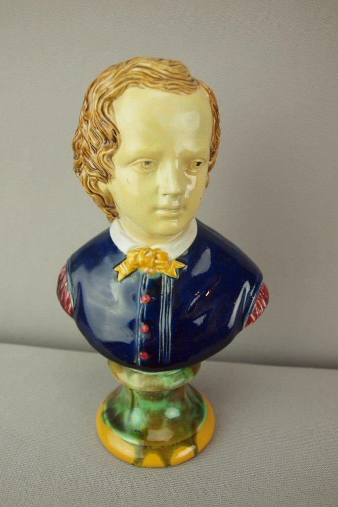 Majolica bust of a man, 7 1/2" attributed to Holdcroft: Majolica bust of a man, 7 1/2" attributed to Holdcroft