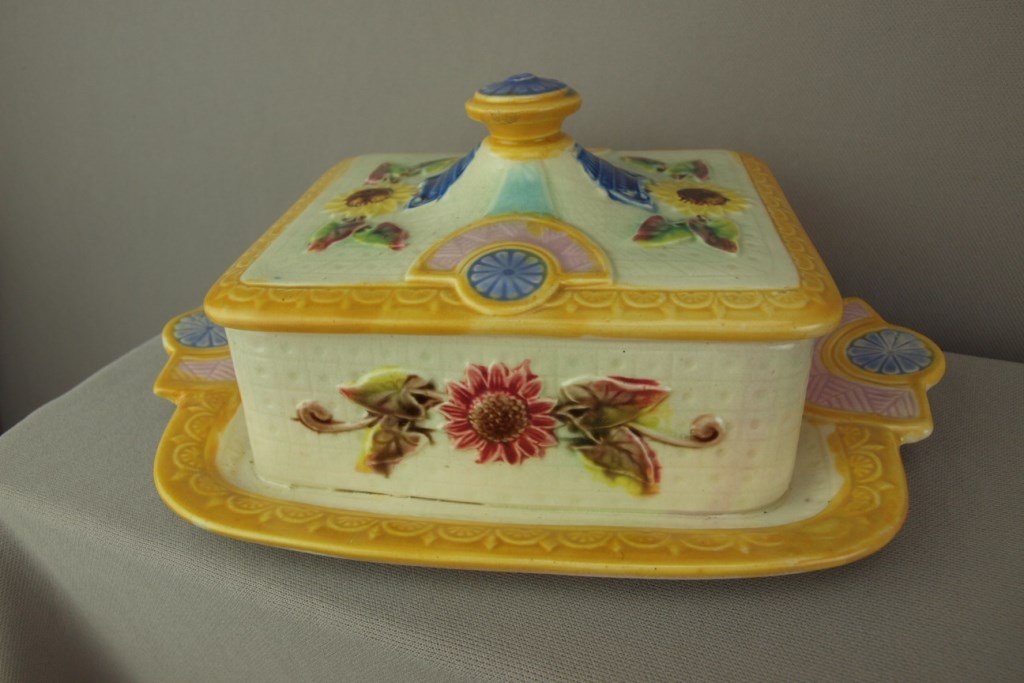 LEAR majolica sunflower and urn sardine box,: LEAR majolica sunflower and urn sardine box, professional repair to lid and base, 10"l