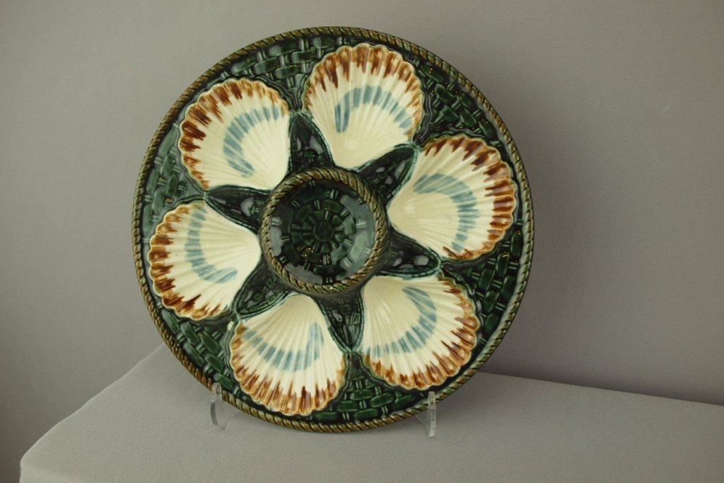 Longchamp French majolica basketweave and shell oyster: Longchamp French majolica basketweave and shell oyster plate, 9 1/2"
