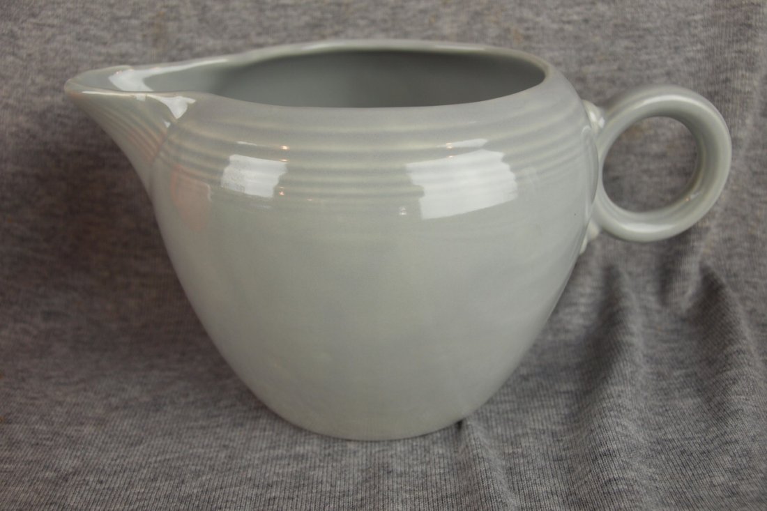 Fiesta gray two pint jug: Fiesta gray two pint jug
