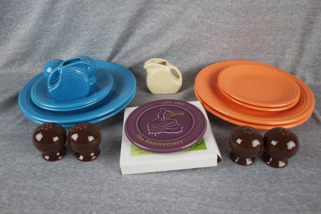 Fiesta Post 86 lot of 17 pcs, various colors: Fiesta Post 86 lot of 17 pcs, various colors