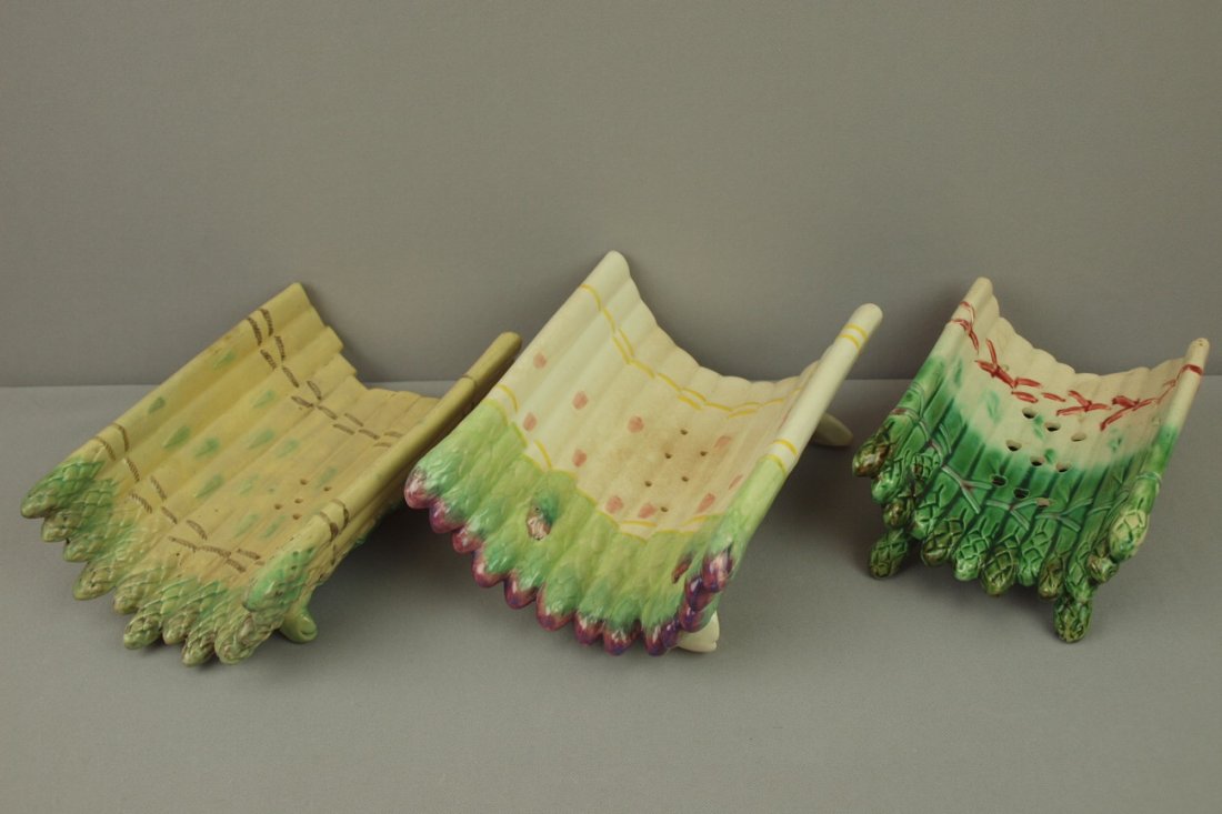 French Majolica lot of 3 asparagus cradles: French Majolica lot of 3 asparagus cradles