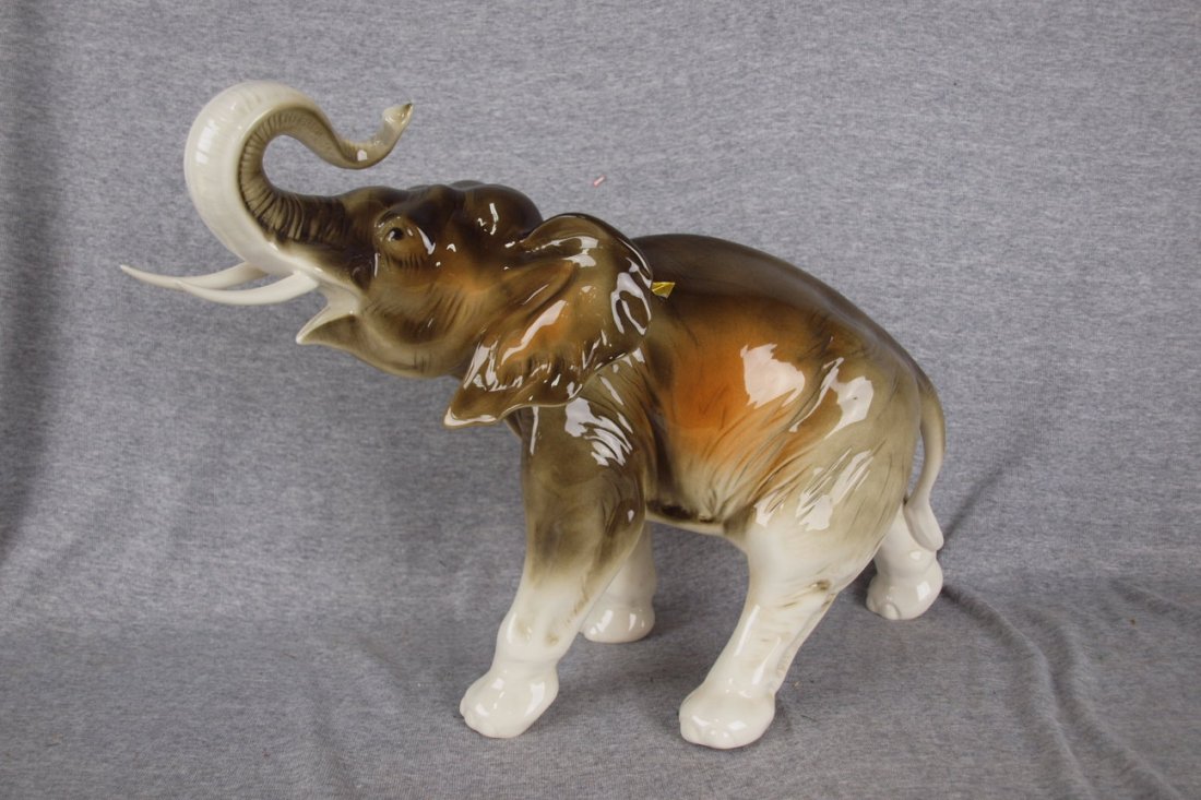 Royal Dux large elephant figure 19"l, 13 1/2"h: Royal Dux large elephant figure 19"l, 13 1/2"h