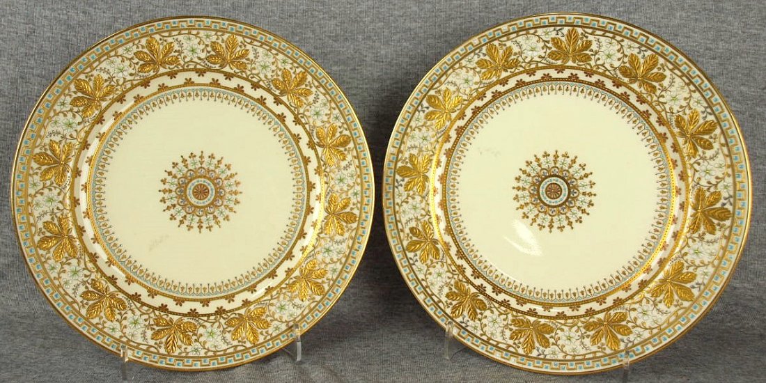 Pair of Minton bone china Aesthetic movement cabinet: Pair of Minton bone china Aesthetic movement cabinet plates, decorated with 22ct gold floral sprays & maple leaves highlighted with turquoise enamels, c1880, 10 1/4"