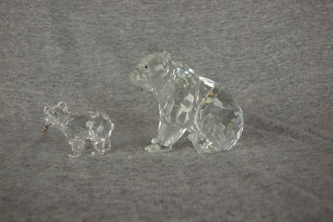 Swarovski crystal grizzly bear w/box and small polar: Swarovski crystal grizzly bear w/box and small polar bear with silver fish, no box