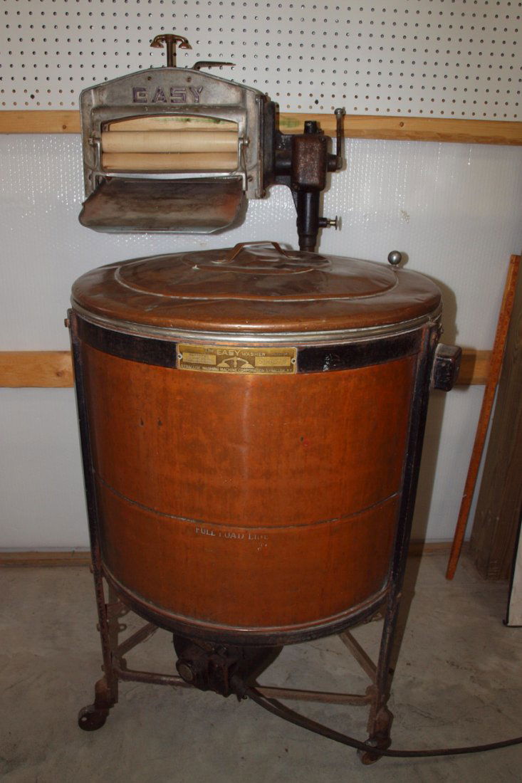 Easy brand copper electric wringer washer Model M
