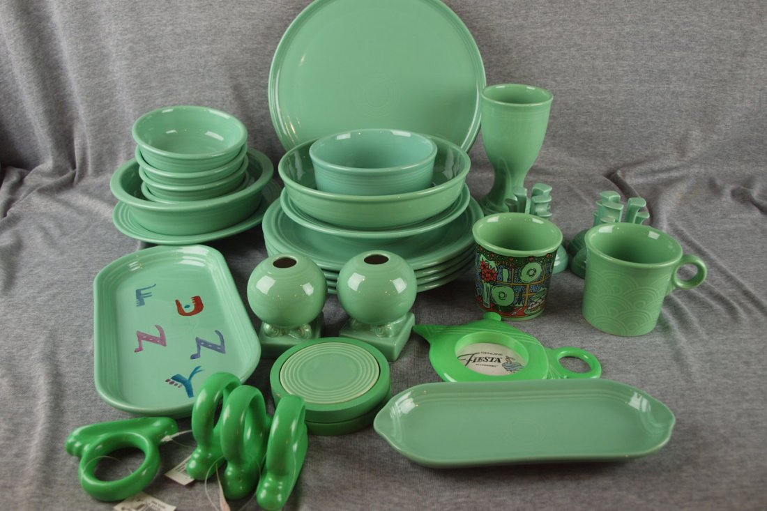 Fiesta post 86 sea mist green lot of 30 pcs: Fiesta post 86 sea mist green lot of 30 pcs