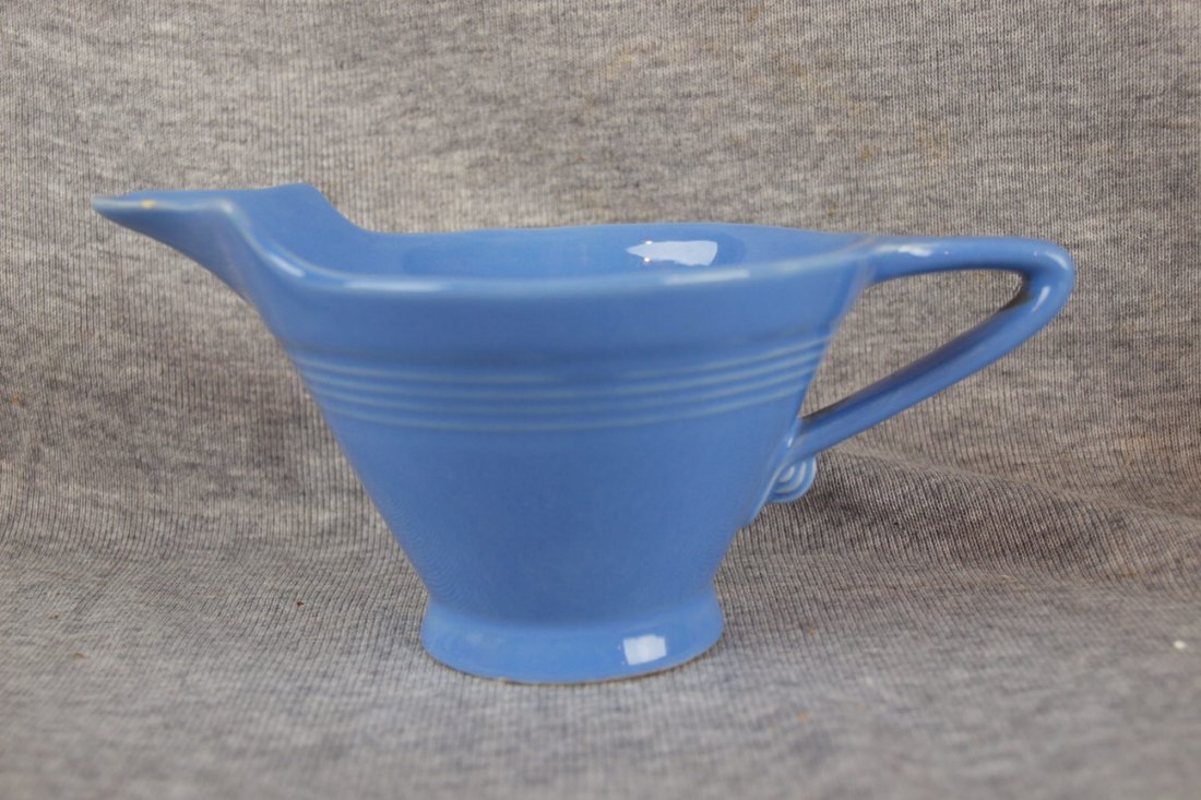 Harlequin high lip creamer, mauve blue, nicks: Harlequin high lip creamer, mauve blue, nicks