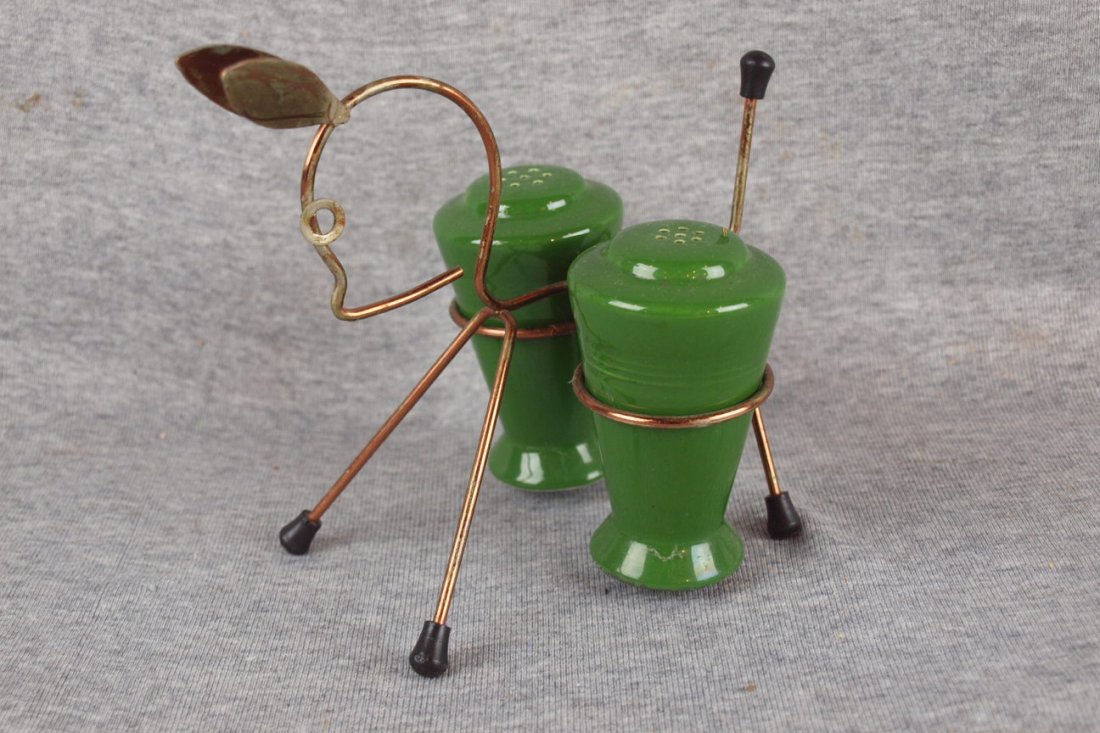 Harlequin salt & pepper shaker with wire donkey holder,: Harlequin salt & pepper shaker with wire donkey holder, dark green
