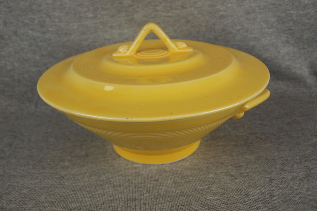 Harlequin casserole, yellow: Harlequin casserole, yellow