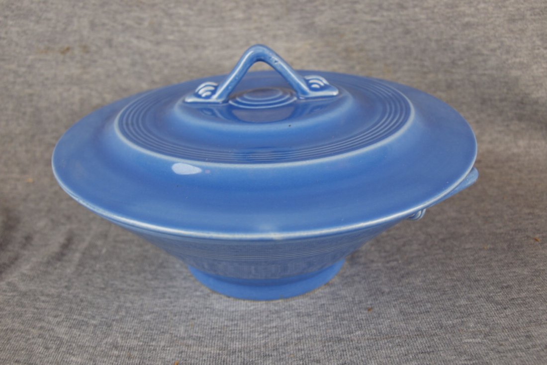 Harlequin casserole, mauve blue: Harlequin casserole, mauve blue