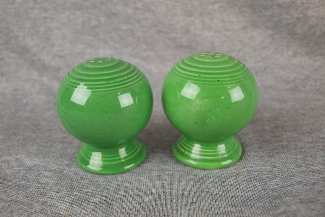Fiesta salt & pepper, medium green: Fiesta salt & pepper, medium green