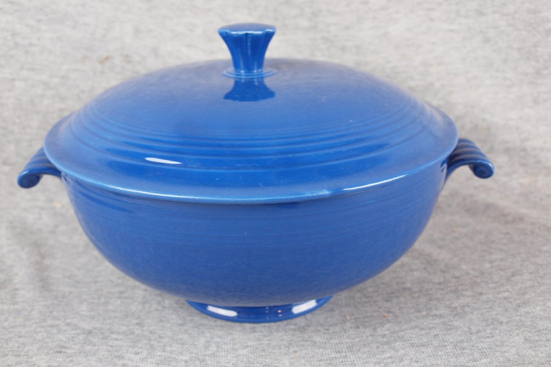 Fiesta casserole, cobalt, nick: Fiesta casserole, cobalt, nick