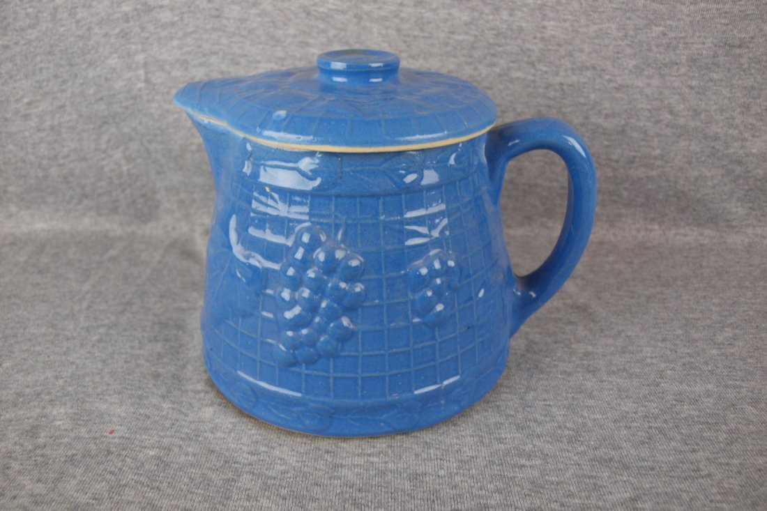 Uhl Pottery blue grape & lattice pitcher with lid, mino: Uhl Pottery blue grape & lattice pitcher with lid, minor nick 6 1/2"