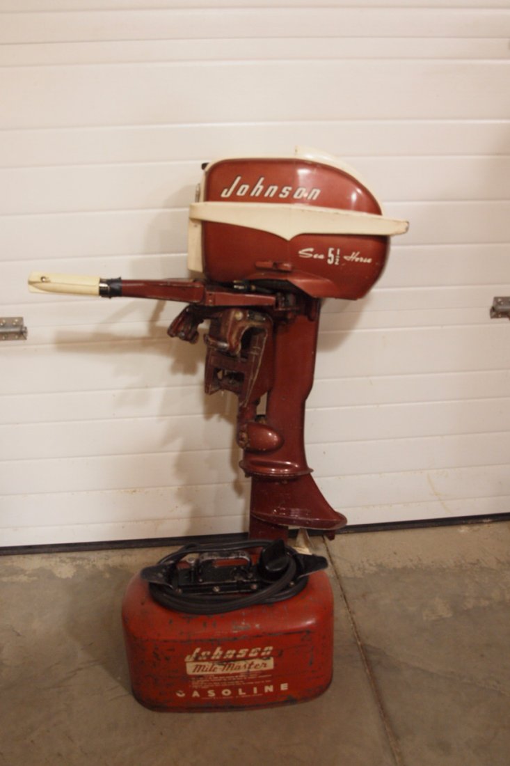 Johnson red 5 1/2 HP Seahorse outboard motor with Johns: Johnson red 5 1/2 HP Seahorse outboard motor with Johnson fuel tank