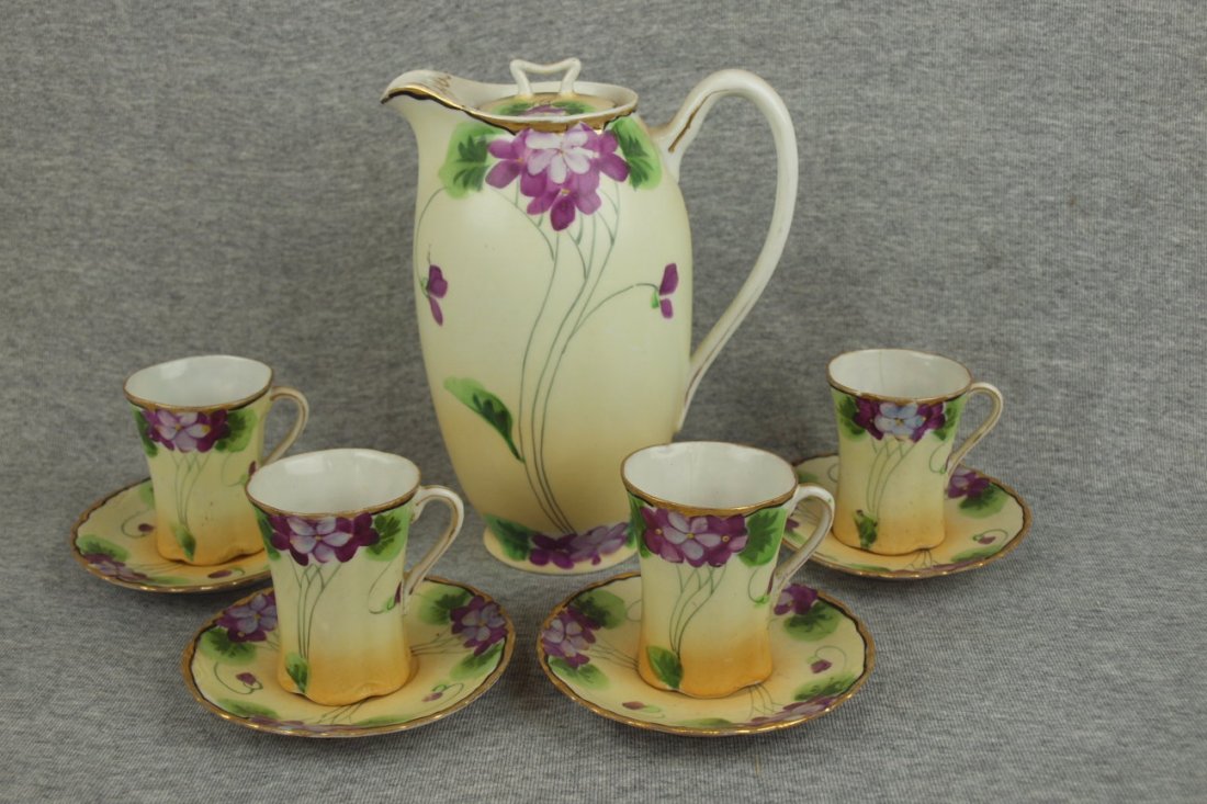 Nippon chocolate set with violets: Nippon chocolate set with chocolate pot and 4 cups and saucers with violets