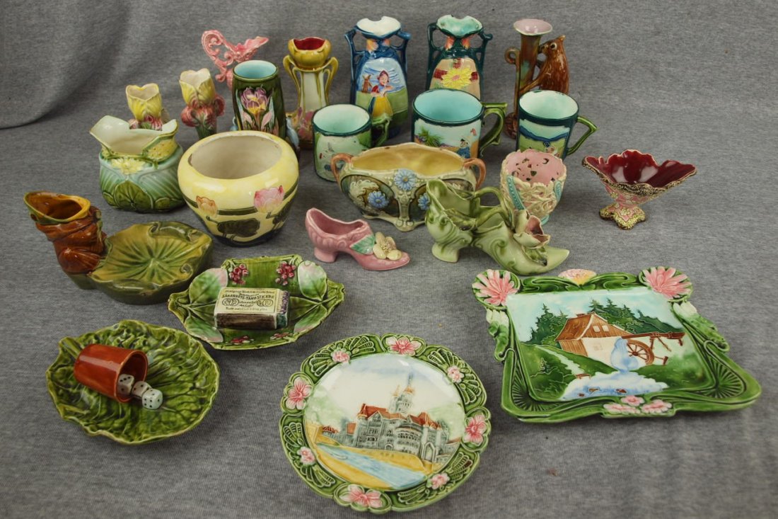 Majolica Continental lot of 23 pcs, various condition: Majolica Continental lot of 23 pcs, various condition