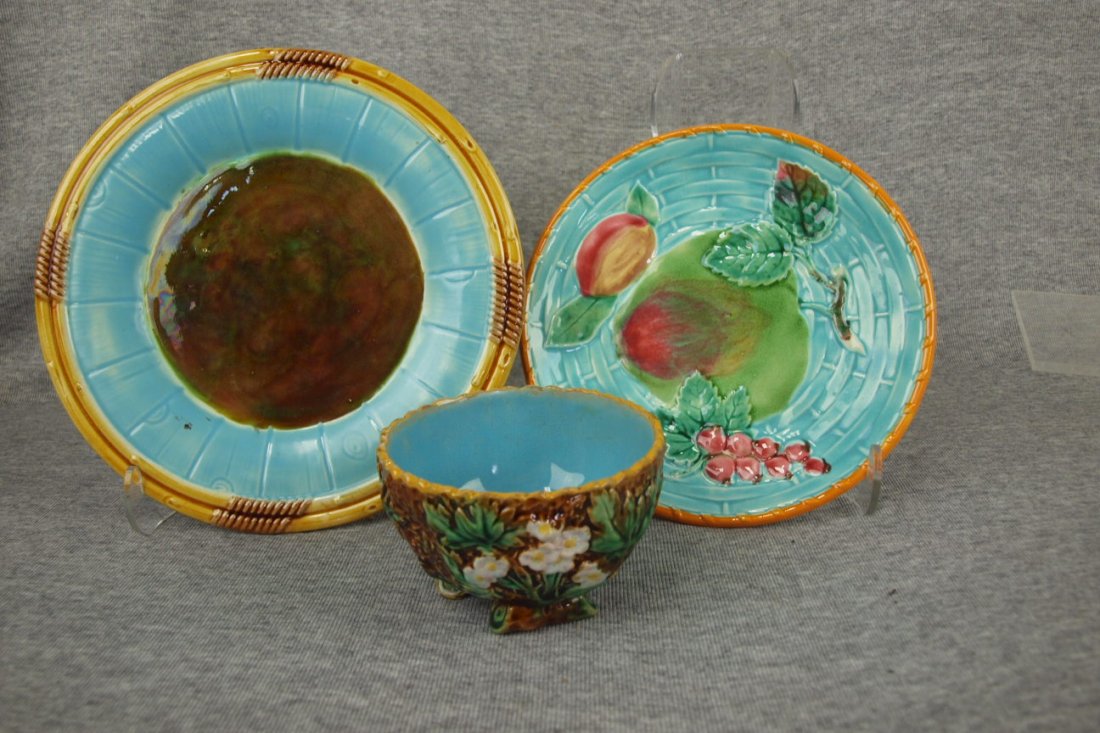 Majolica George Jones plate & rustic sugar & Wedgwood: Majolica George Jones plate & rustic sugar & Wedgwood fruit plate