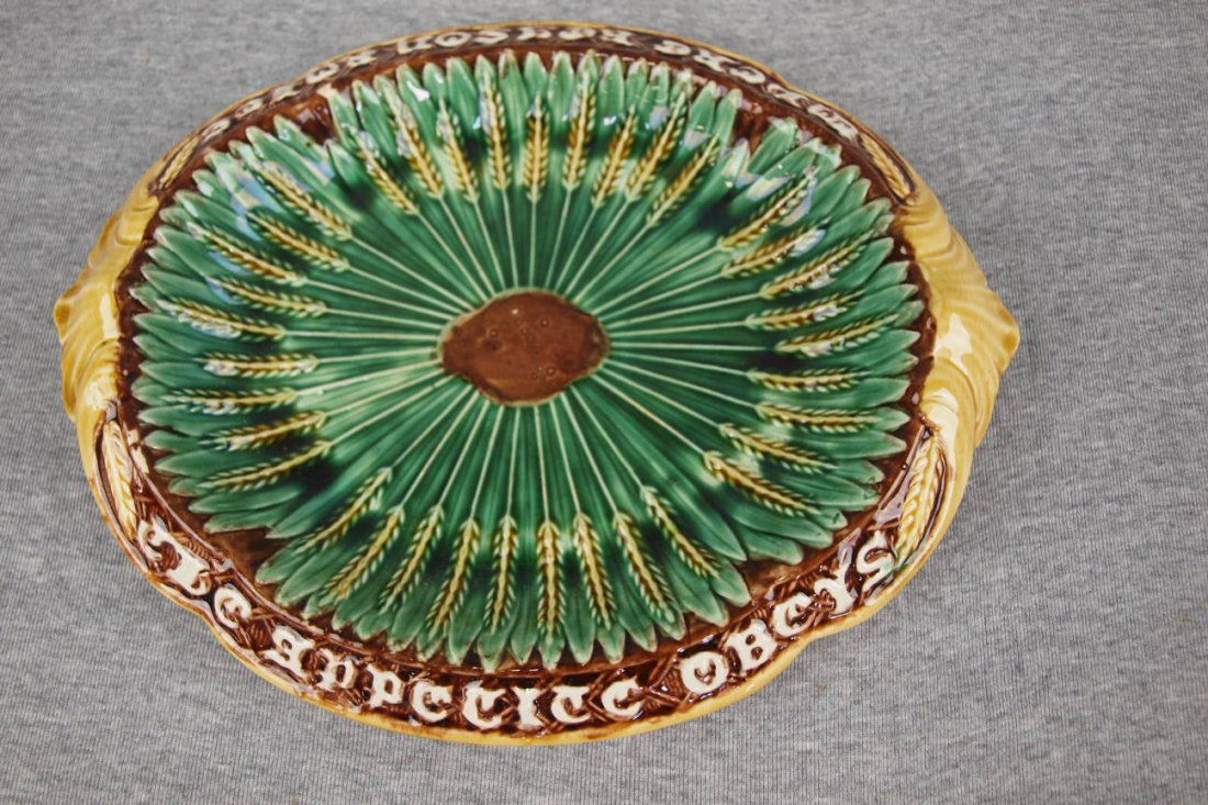 Majolica wheat bread tray with motto 13": Majolica wheat bread tray with motto 13"