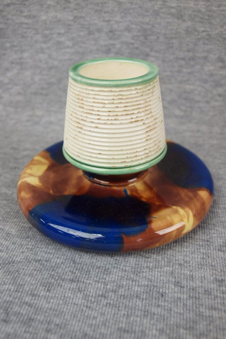 Majolica Wedgwood mottled match striker: Majolica Wedgwood mottled match striker