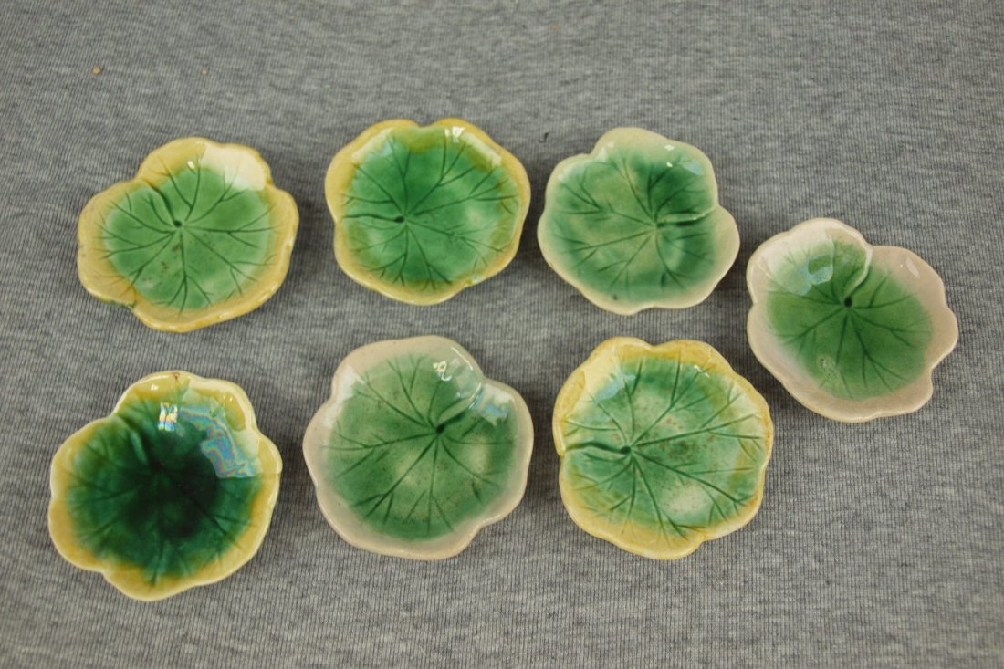 Majolica Etruscan set of 7 geranium butter pats: Majolica Etruscan set of 7 geranium butter pats