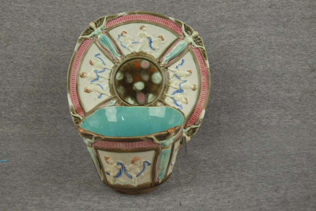 Majolica Wedgwood bowl & tray with angels & cupids: Majolica Wedgwood bowl & tray with angels & cupids