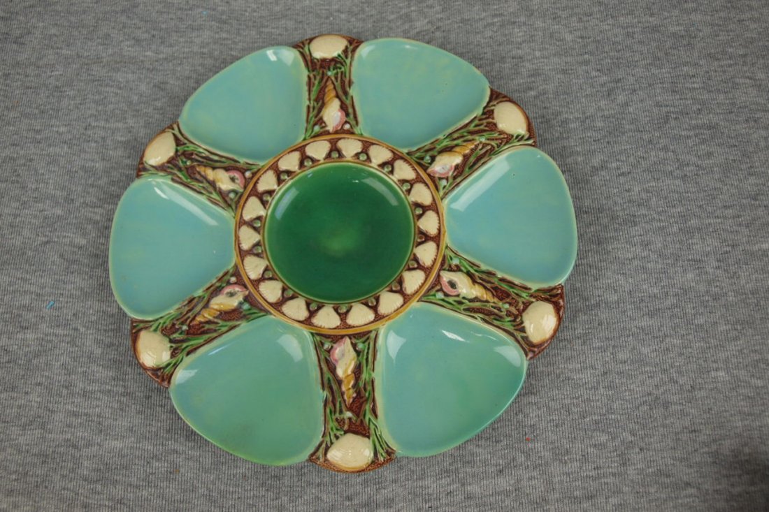 Majolica Minton sea mist green 6 well oyster plate 9",: Majolica Minton sea mist green 6 well oyster plate 9", rim repair