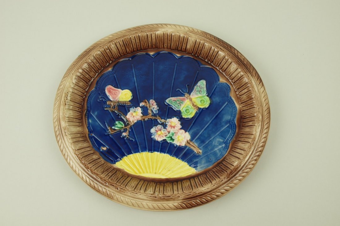 Majolica fan and butterfly platter, 11 1/2": Majolica fan and butterfly platter, 11 1/2"