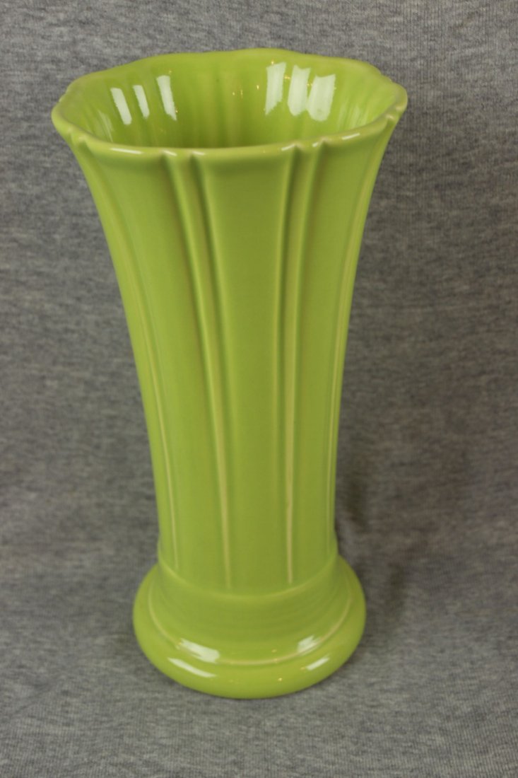 Fiesta Post 86 chartreuse medium vase: Fiesta Post 86 chartreuse medium vase