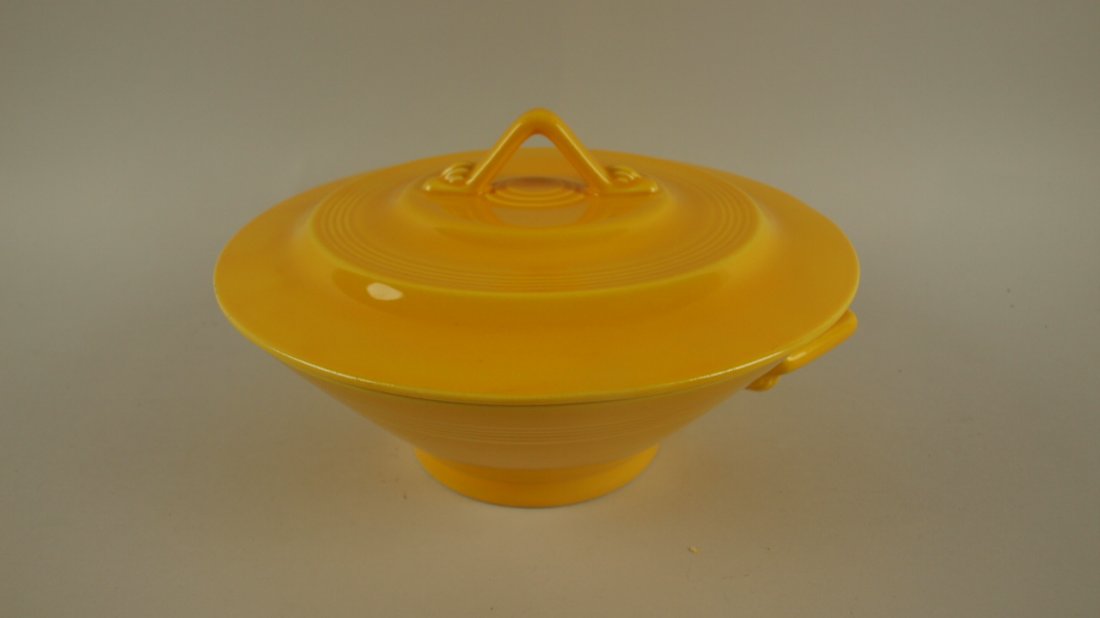 Harlequin yellow casserole: Harlequin yellow casserole