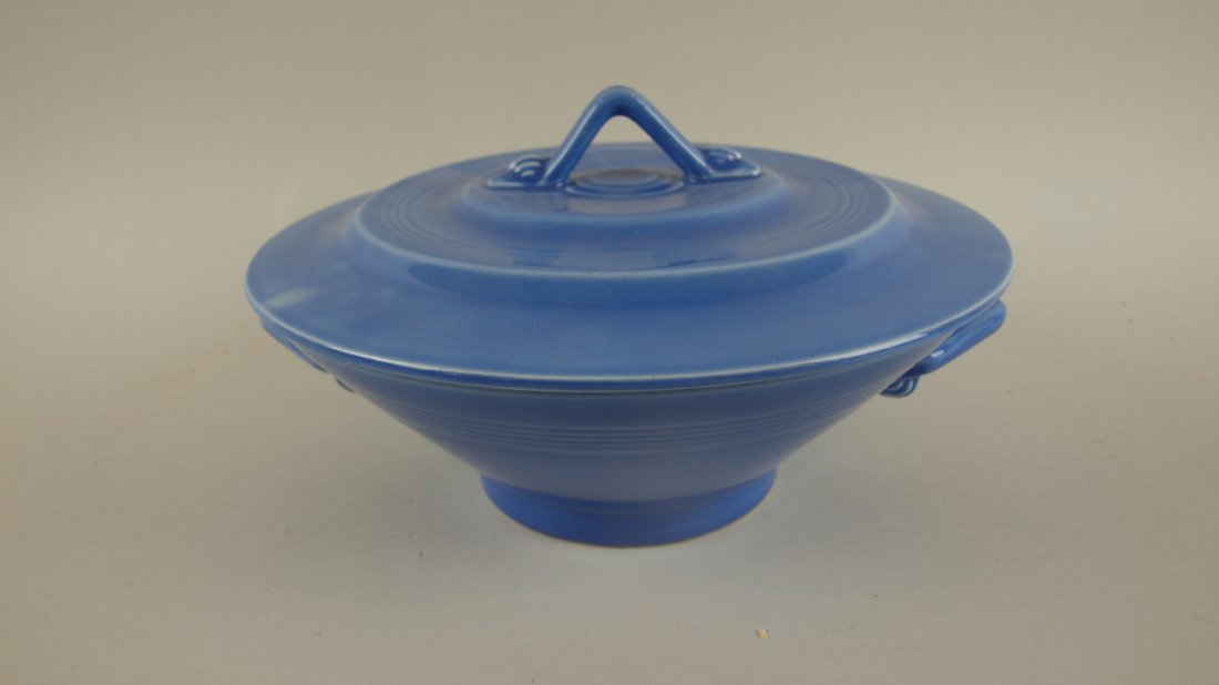 Harlequin casserole, mauve blue: Harlequin casserole, mauve blue
