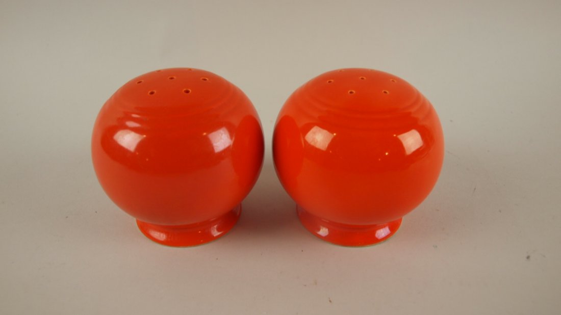 Fiesta Kitchen Kraft red pair range shakers: Fiesta Kitchen Kraft red pair range shakers