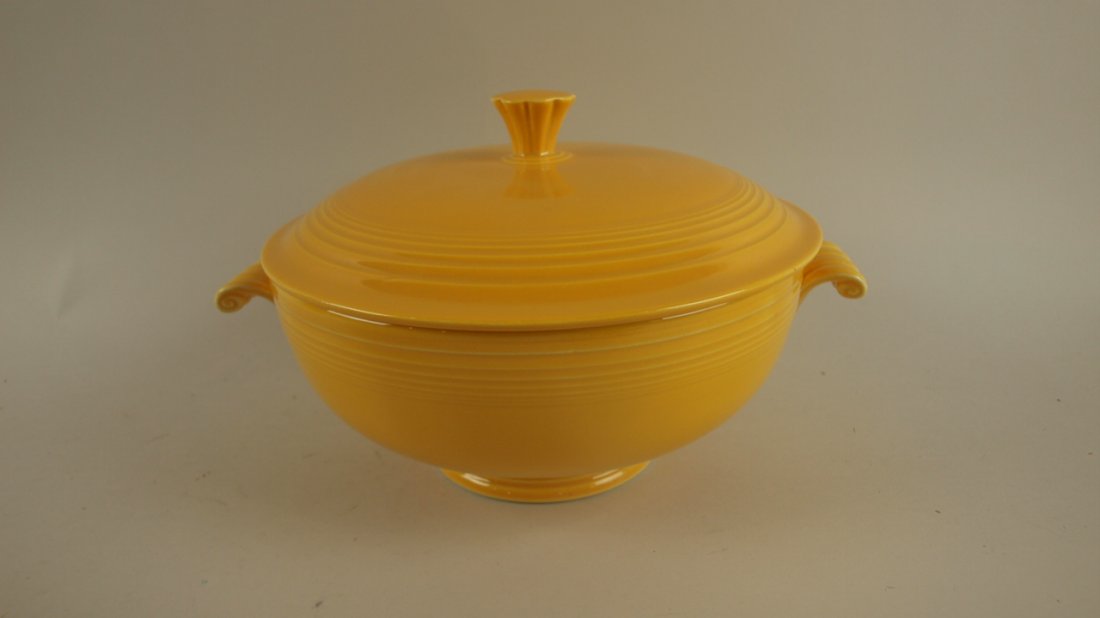 Fiesta casserole, yellow: Fiesta casserole, yellow