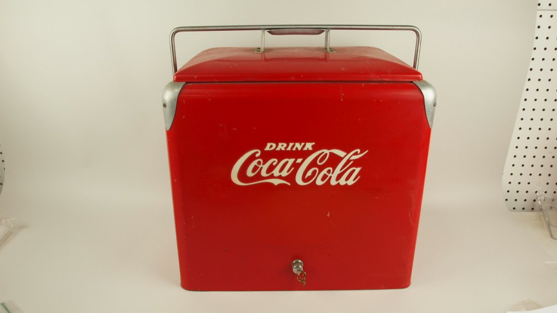Coca Cola cooler with interior tray: Coca Cola cooler with interior tray