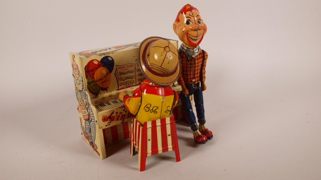 Unique Art Howdy Doody Band tin litho wind up toy 300: Unique Art Howdy Doody Band tin litho wind up toy 300
