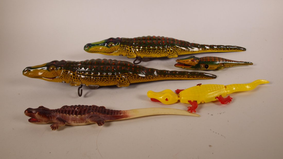 Toy alligator lot of 5 pcs: 3 tin litho wind ups & 2: Toy alligator lot of 5 pcs: 3 tin litho wind ups & 2 plastic