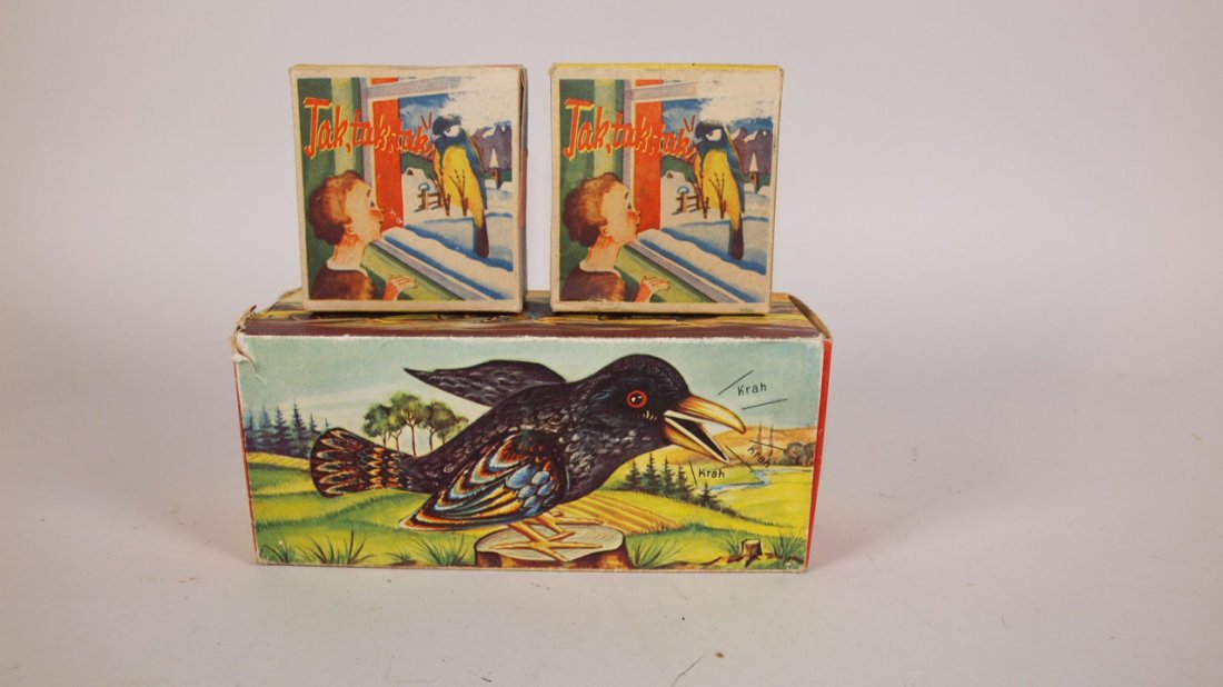 Kohler German tin litho bird and 2 Gescha tin litho: Kohler German tin litho bird and 2 Gescha tin litho birds, all in original boxes