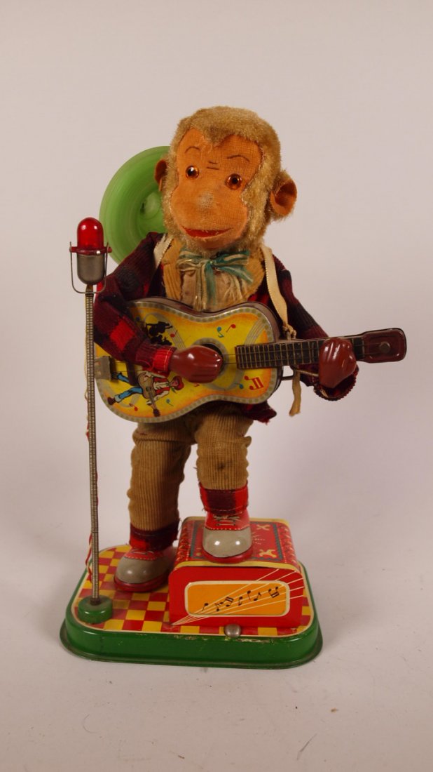 Cragstan Rock-n-Roll Monkey battery operated toy: Cragstan Rock-n-Roll Monkey battery operated toy