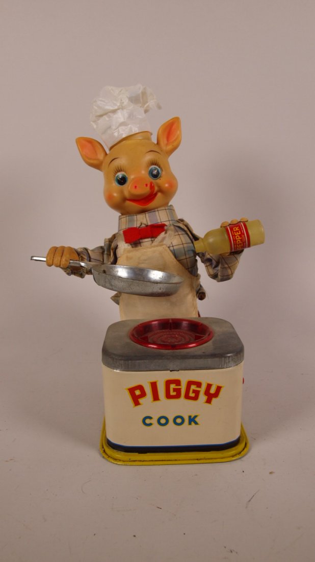 Piggy Cook battery operated toy: Piggy Cook battery operated toy